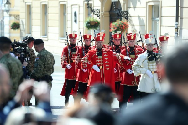 Zagreb: Velika smjena straže Počasno-zaštitne bojne na Markovom trgu