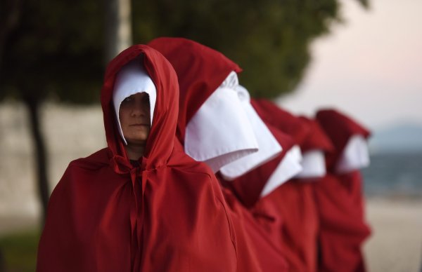 Performans Sluškinje ustaju, Platforme za reproduktivna prava žena