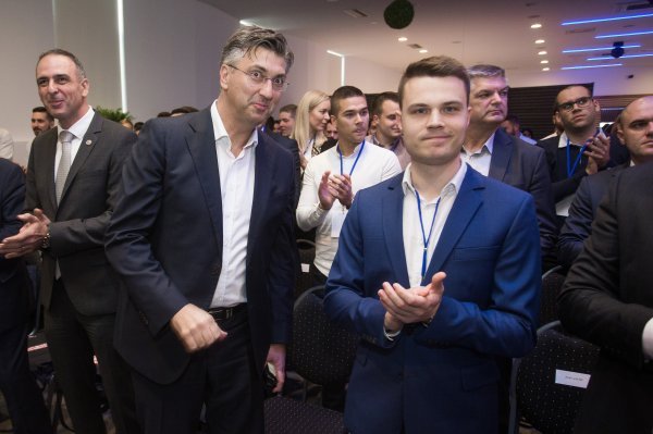 Osijek: Andrej Plenković sudjelovao je u programu Nacionalnog dana Mladeži HDZ-a