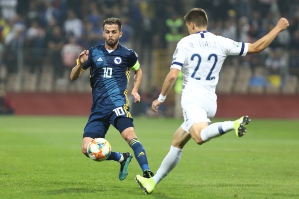 Bosna i Hercegovina (Miralem Pjanić) - Finska