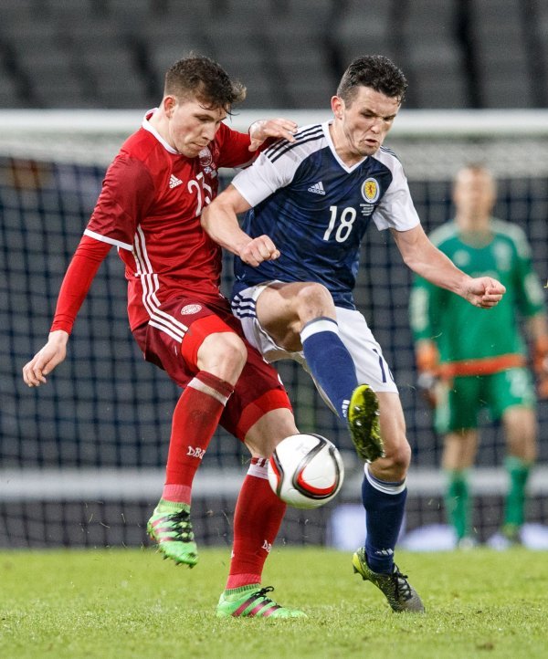 Škotski napadač John McGinn