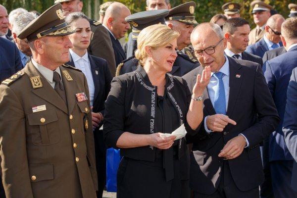 Kolinda Grabar Kitarović i Damir Krstičević na obilježavanju pogibije Blage Zadre u Vukovaru