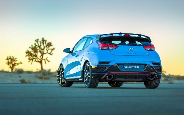 Hyundai Veloster N je sportska izvedenica osnovnog modela, koja dokazuje da je Veloster zanimljiv kompaktni model za razne prerade