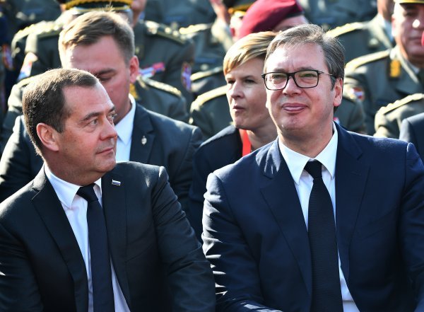 Ruski premijer Medvedev prisustvovao vojnoj vježbi u Beogradu