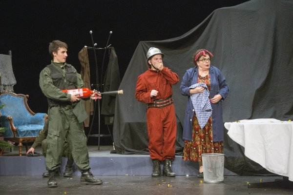 Predstava 'Doma je najbolje'