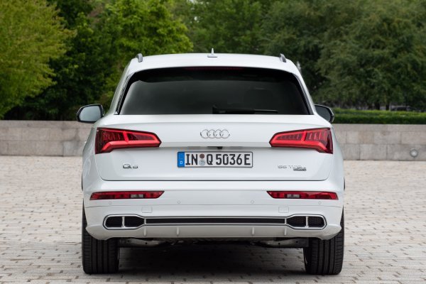 Audi Q5 TFSI e 55 TFSI e quattro