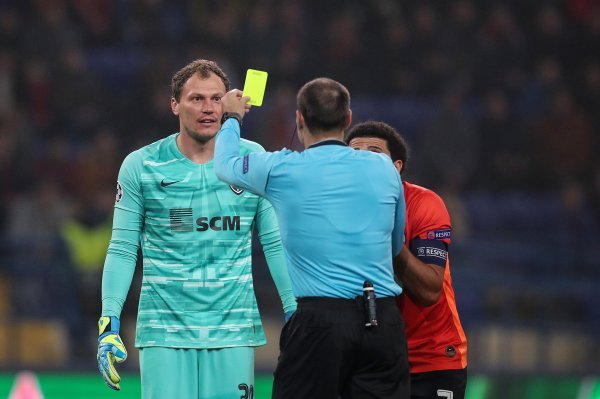 Pjatov ruši Gavranovića; Šahtar - Dinamo 2:2, Liga prvaka