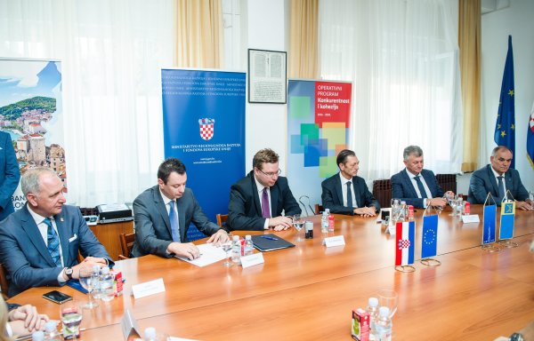 Potpisivanje ugovora o financiranju Regionalnog transfuzijskog centra KBC Split.