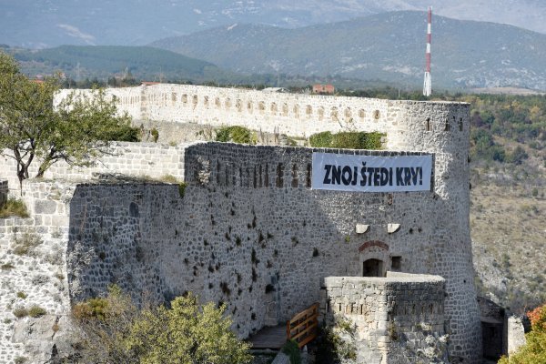 Završna svečanost završetka obuke za razvoj vođa 1.Naraštaja središta za razvoj vođa Marko Babić održana na kninskoj tvrđavi