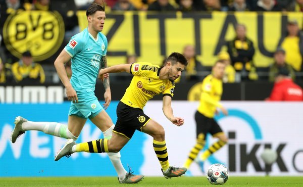 Borussia Dortmund (Raphael Guerreiro) - Wolfsburg (Wout Weghorst)