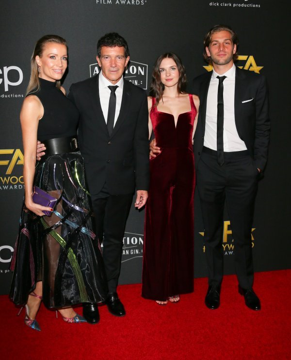 Antonio Banderas u pratnji djevojke Nicole Kimpel, kćeri Stelle Banderas i njezinog dečka Elija Meyera