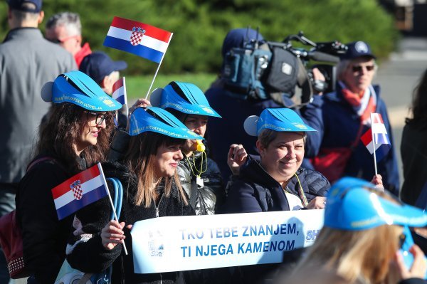 Prosvjed '6.11. za 6,11 posto'