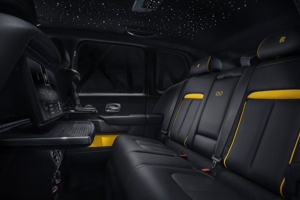 Rolls-Royce Cullinan Black Badge