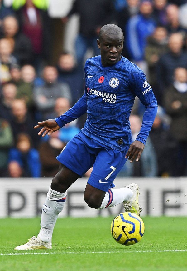 Chelsea (N'Golo Kante) – Crystal Palace