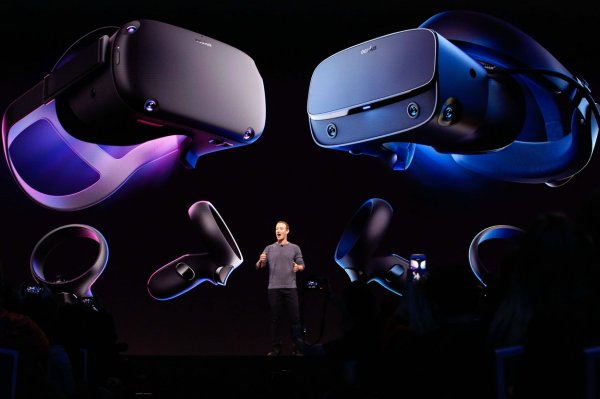 Mark Zuckerberg je Oculus Quest predstavio na Facebookovoj konferenciji u San Joseu u travnju ove godine