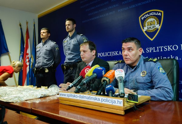 Splitska policija pokazala zaplijenjeno zlato