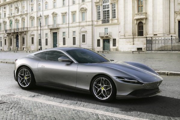 Izvorni model Ferrari Roma predstavljen 2019.
