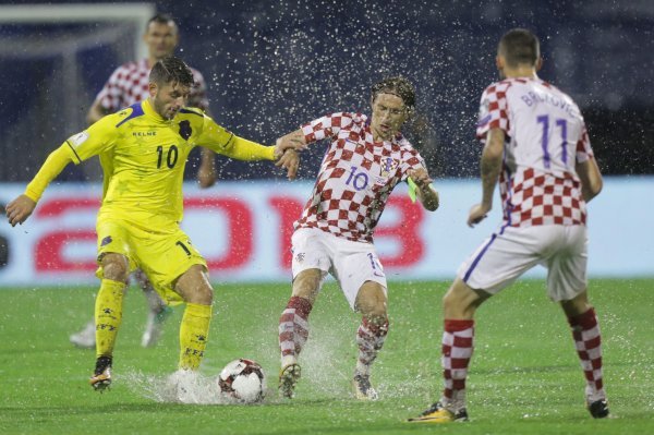 Luka Modrić na utakmici protiv Kosova 2017.