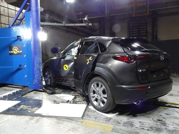 Mazda CX-30 je dobila 5 zvjezdica na Euro NCAP testiranju
