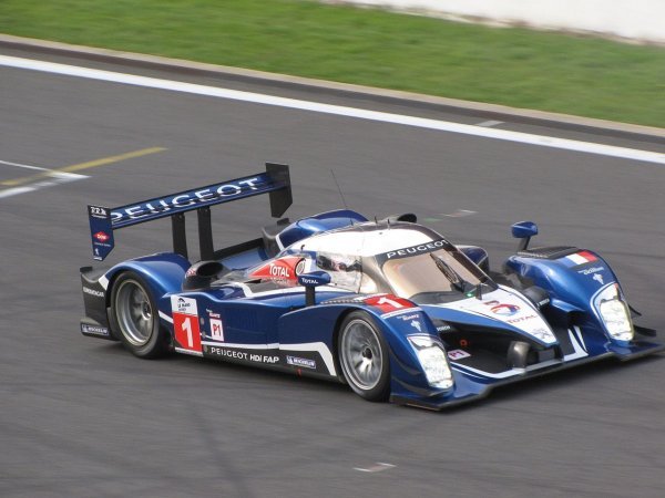 Peugeot 908 HDi FAP - Anthony Davidson 1000 km of Spa 2010.