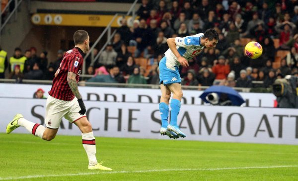 Milan – Napoli (Hirving Lozano)