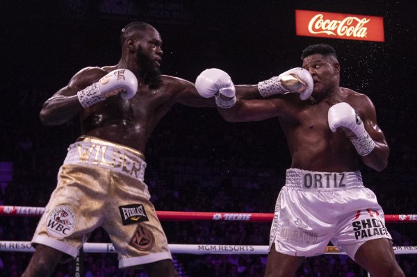 Deontay Wilder - Luis Ortiz