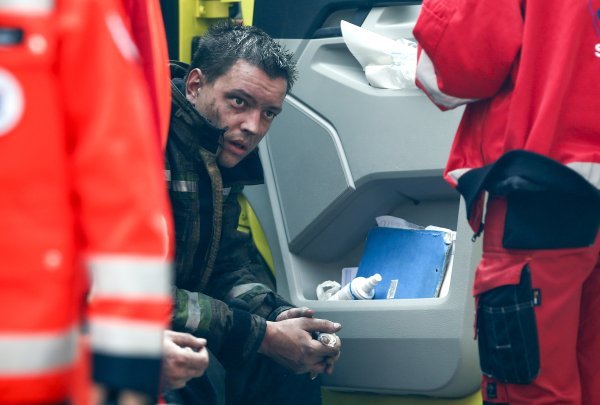 Iscrpljeni vatrogasci Splita stavili požar pod kontrolu