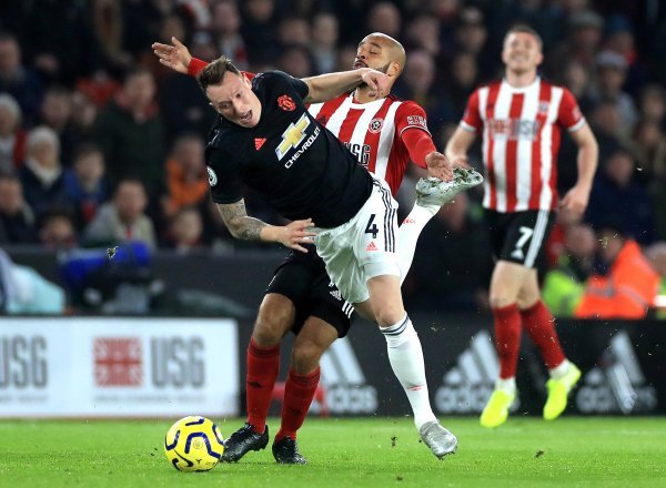 Sheffield (David McGoldrick) - Mancheser United (Phil Jones)