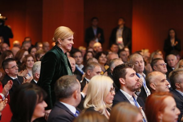 Kolinda Grabar-Kitarović na svečanoj akademiji Udruge Prsten u Mostaru