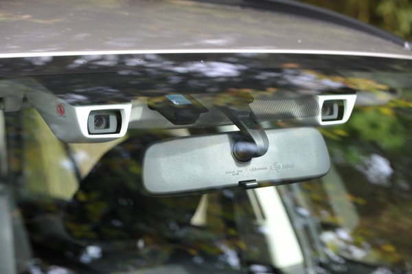 Subaru Forester e-Boxer - sigurnosni sustav EyeSight