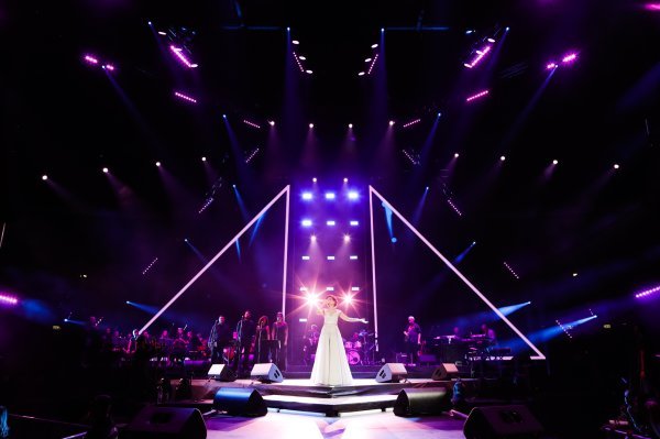 Doris Dragović u zagrebačkoj Areni održala je veličanstven koncert