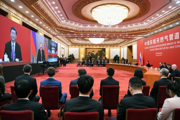 Vladimir Putin i Xi Jinping putem videoveze nadgledali su puštanje u rad Snage Sibira
