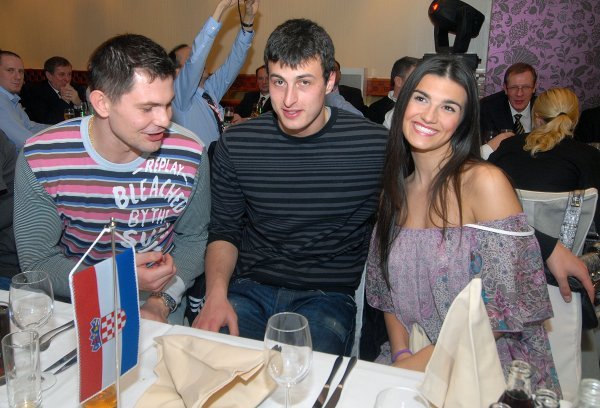 Hrvatska rukometna reprezentacija je s gostima slavila kraj SP 2009 u restoranu Lido na Jarunu