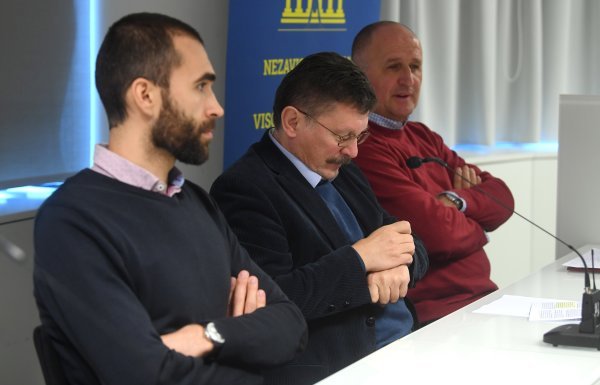 Konferencija za medije Sindikata hrvatskih učitelja i zaposlenih u srednjim školama