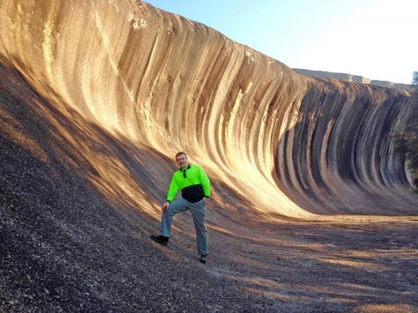 Hrvoje Tkalčić na Wave Rocku u zapadnoj Australiji