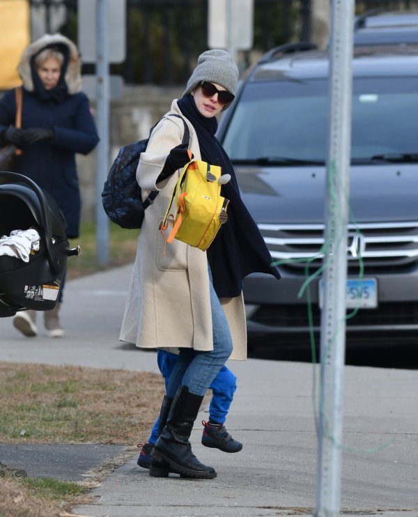 Anne Hathaway i Adam Shulman