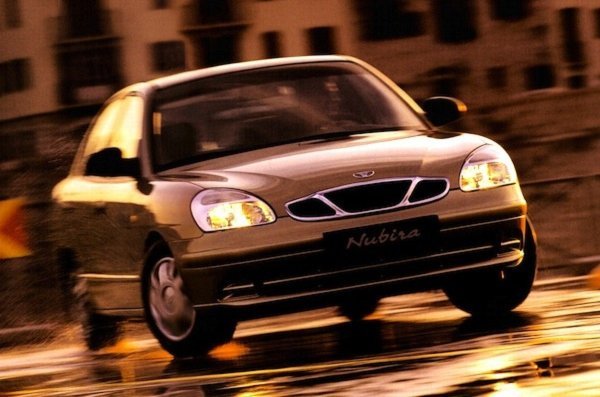 Daewoo Nubira (1997.)