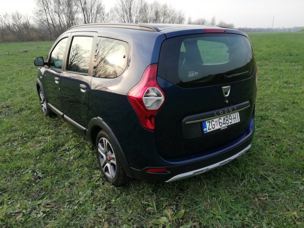 Dacia Lodgy TechRoad 1.3 Tce 130 FAP