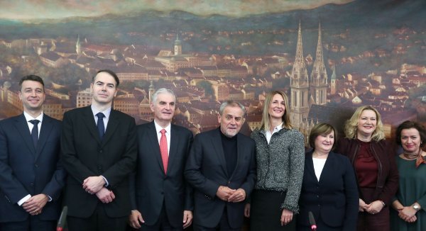 Bandić potpisao Ugovor, Grad diže kredit od 537 milijuna kuna za gradnju žičare