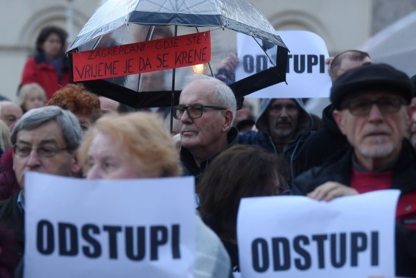 Zagreb: Prosvjed protiv gradonačelnika Bandića Vrijeme Je, Zagreb Je Spreman