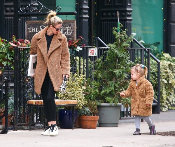 Nicky Hilton s kćerkom