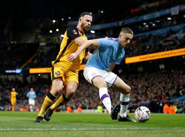 Manchester City (Taylor Harwood-Bellis) - Port Vale (Tom Pope)