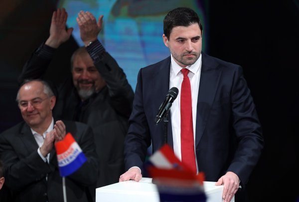 Govor Davora Bernardića u izbornom stožeru Zorana Milanovića