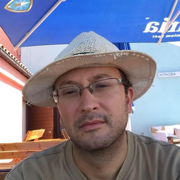 Ostavio je obećavajuću karijeru u Americi, vratio se u Hrvatsku i završio medicinu među najboljima u svojoj klasi, a onda je preuzeo službu na otočiću za koji jedva da ste čuli! Zašto?