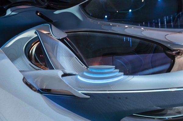 Mercedes-Benz VISION AVTR