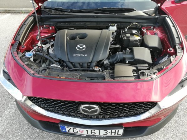 Mazda CX-30 Skyactiv-G122