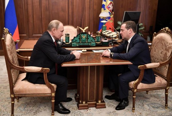 Vladimir Putin i Dmitrij Medvedev
