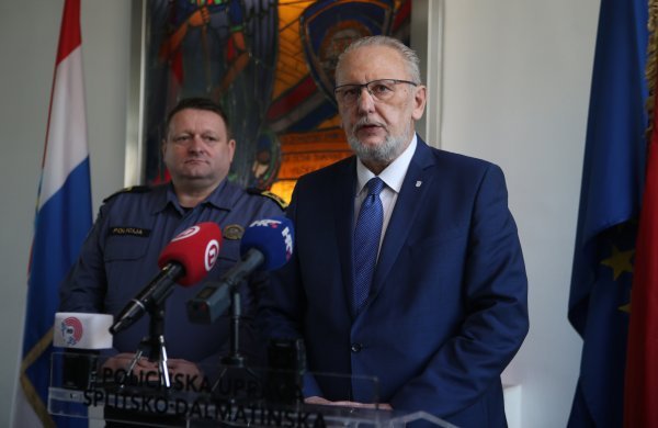 Split: Božinović na konferenciji o trostrukom ubojstvu