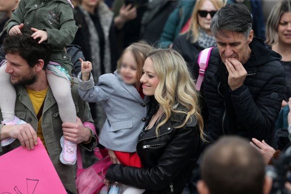 Dražen Čuček i Jelena Veljača s kćerkom