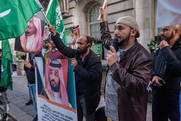Prosvjednici ukazuju na ulogu Muhameda bin Salmana u ubojstvu Hašodžija